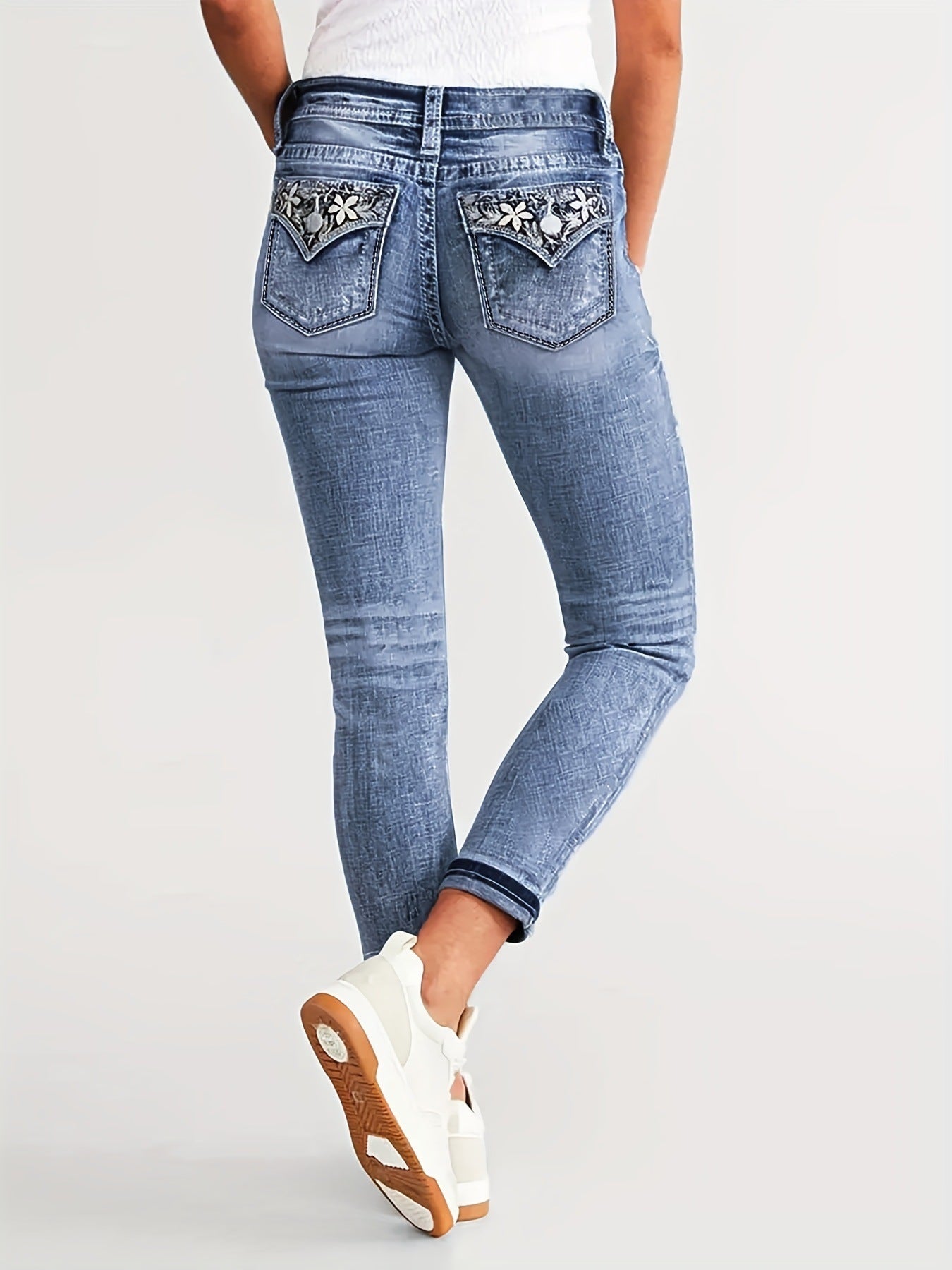 Slim Fit Stretch Damen Schlankheits-Jeans mit Stickereien, Röhrenhose